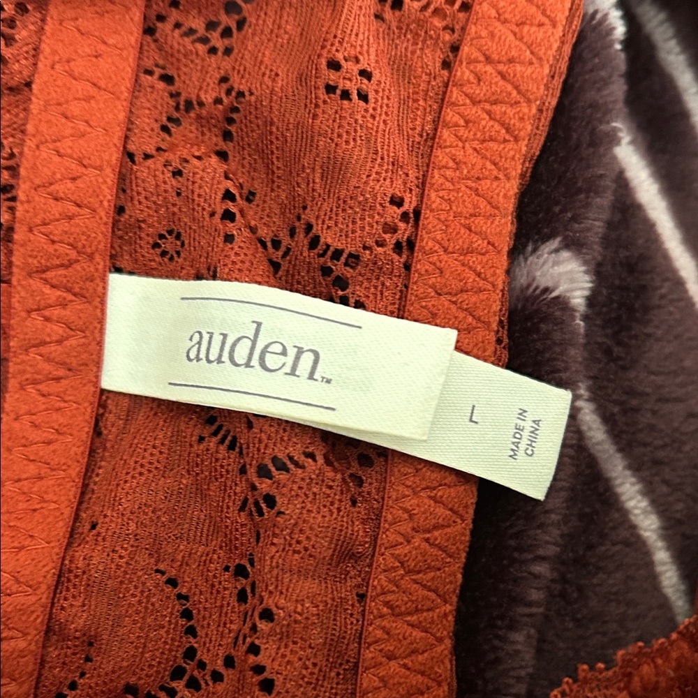Auden Lace Bralette in Coper red - Picture 2 of 3